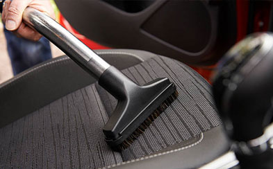 Vacuum car wash service